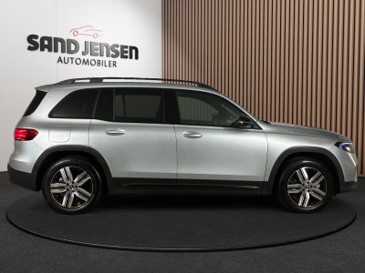 Mercedes EQB250+ Electric Art