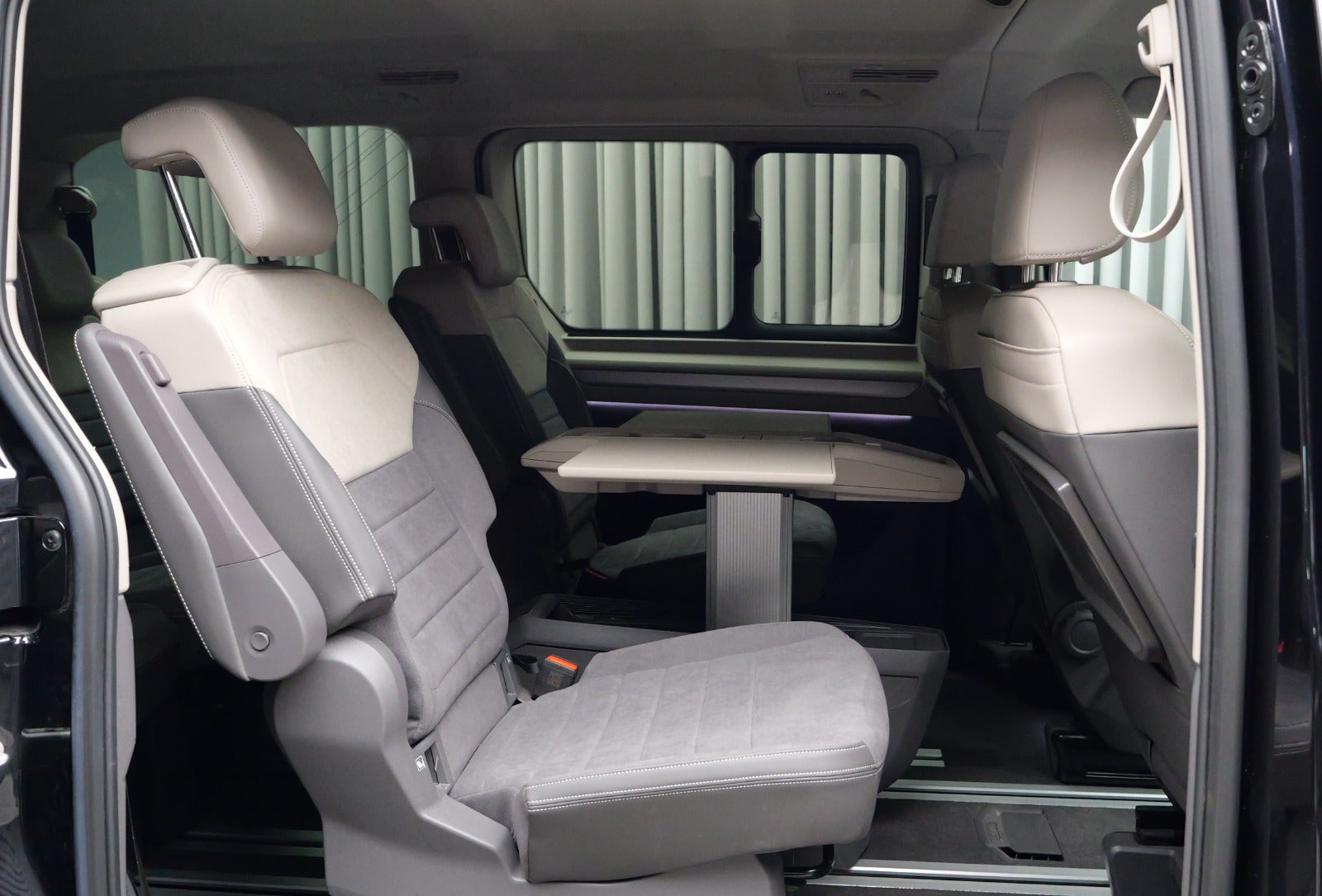 VW Multivan eHybrid Style DSG lang