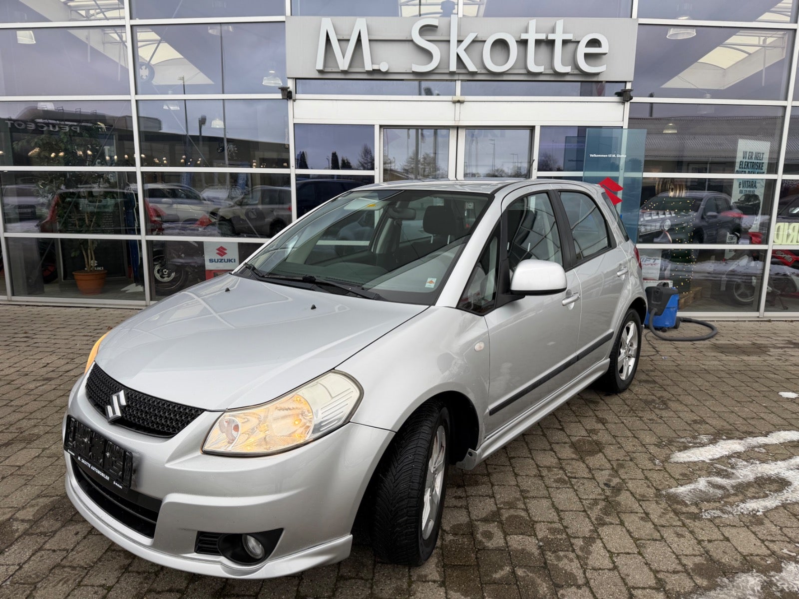 Billede af Suzuki SX4 1,6 CombiBack Style