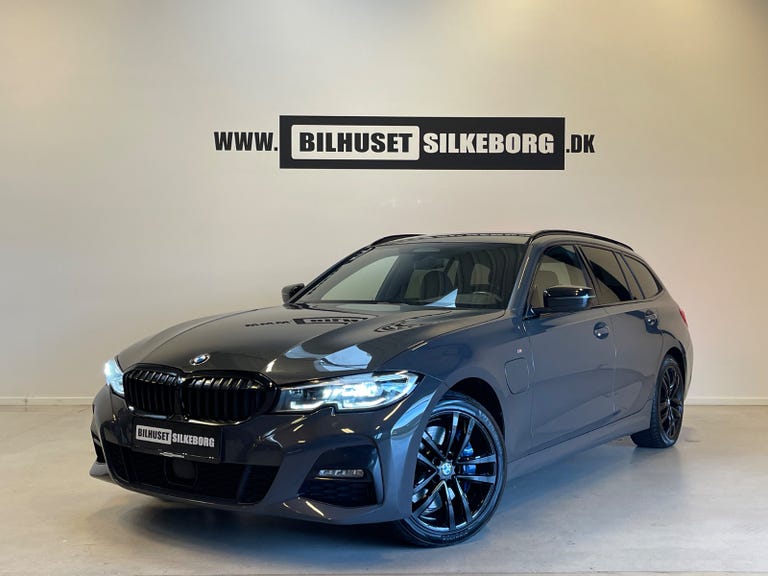 BMW 330e Touring M-Sport aut.