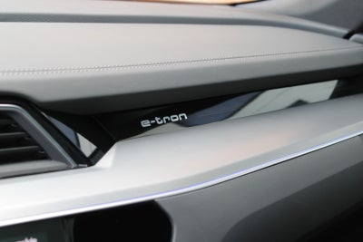 Audi e-tron S-line quattro