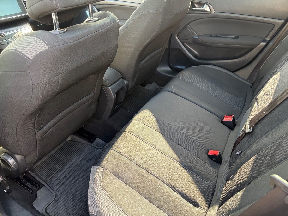 Peugeot 308 BlueHDi 120 Style Sky SW