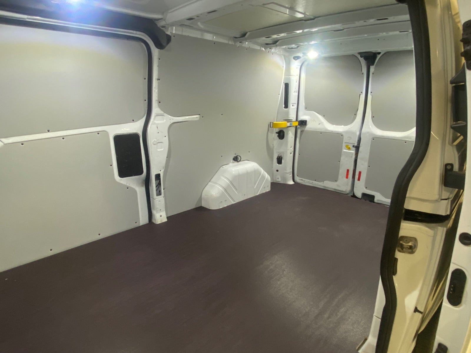 Billede af Ford Transit Custom 320L 2,0 TDCi 185 Sport aut.
