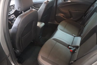 Opel Astra T 150 Innovation Sports Tourer