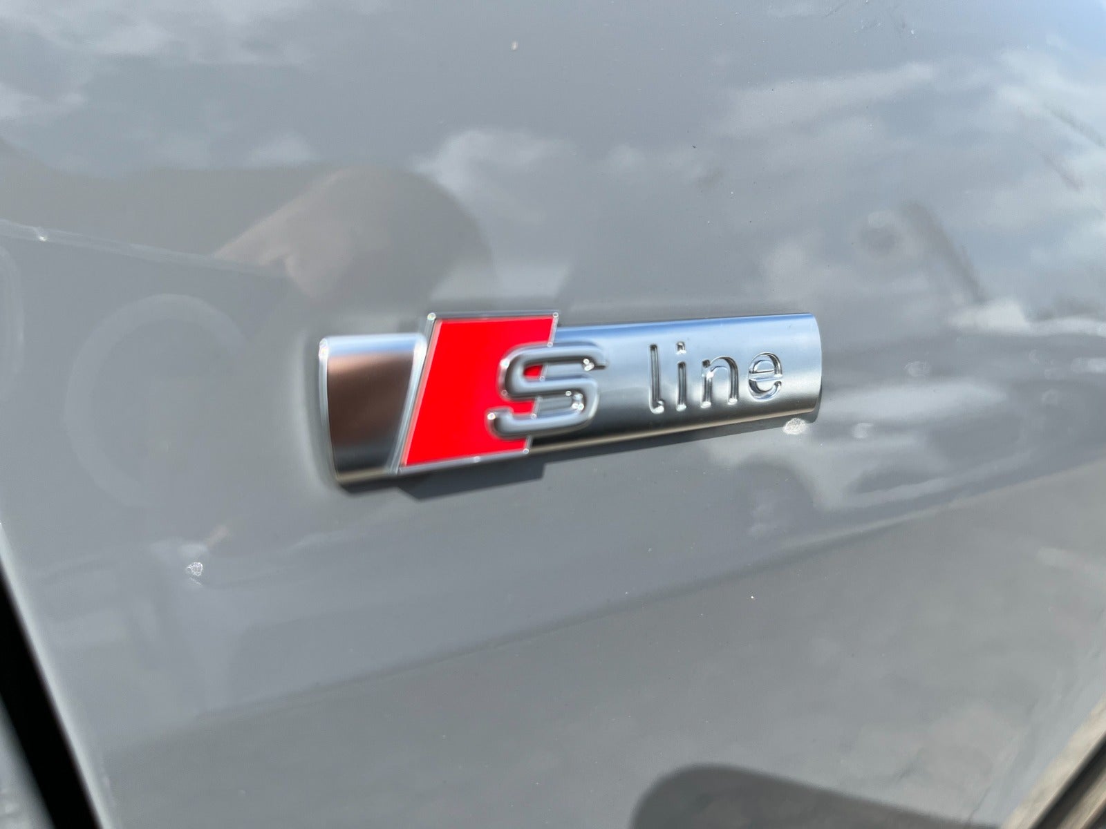 Billede af Audi Q4 e-tron 45 edition S-line