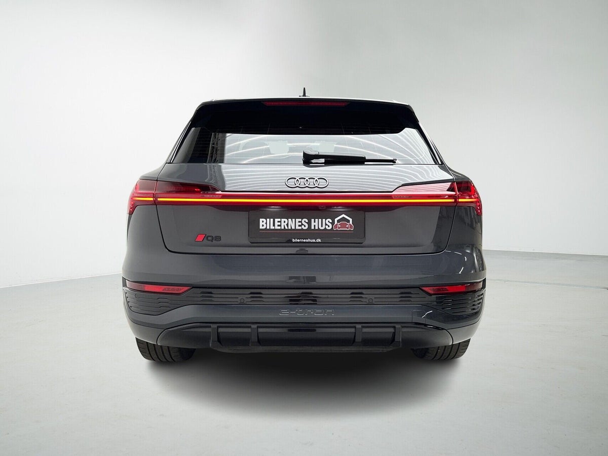 Audi Q8 e-tron S-line quattro billede 8