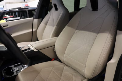 BMW iX xDrive40 Fully Charged