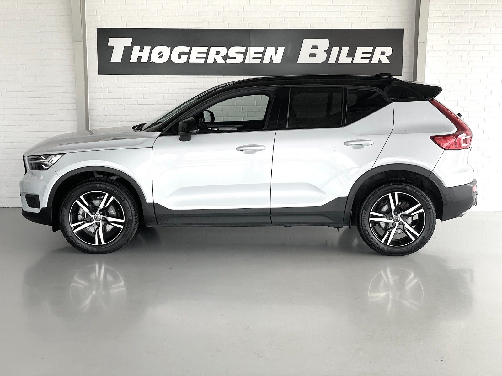 Billede af Volvo XC40 2,0 T4 190 R-Design aut.
