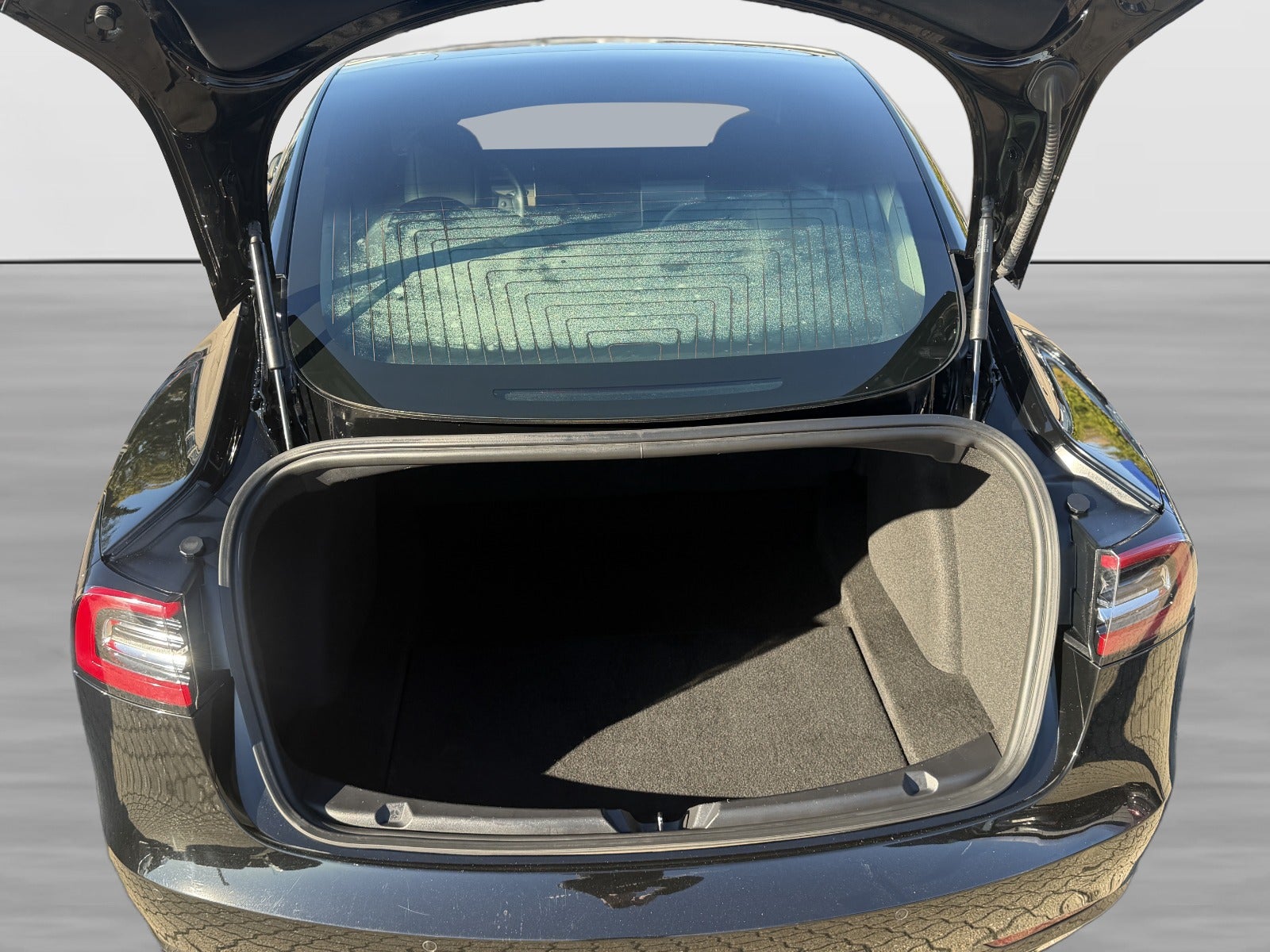 Billede af Tesla Model 3  Standard Range+ RWD