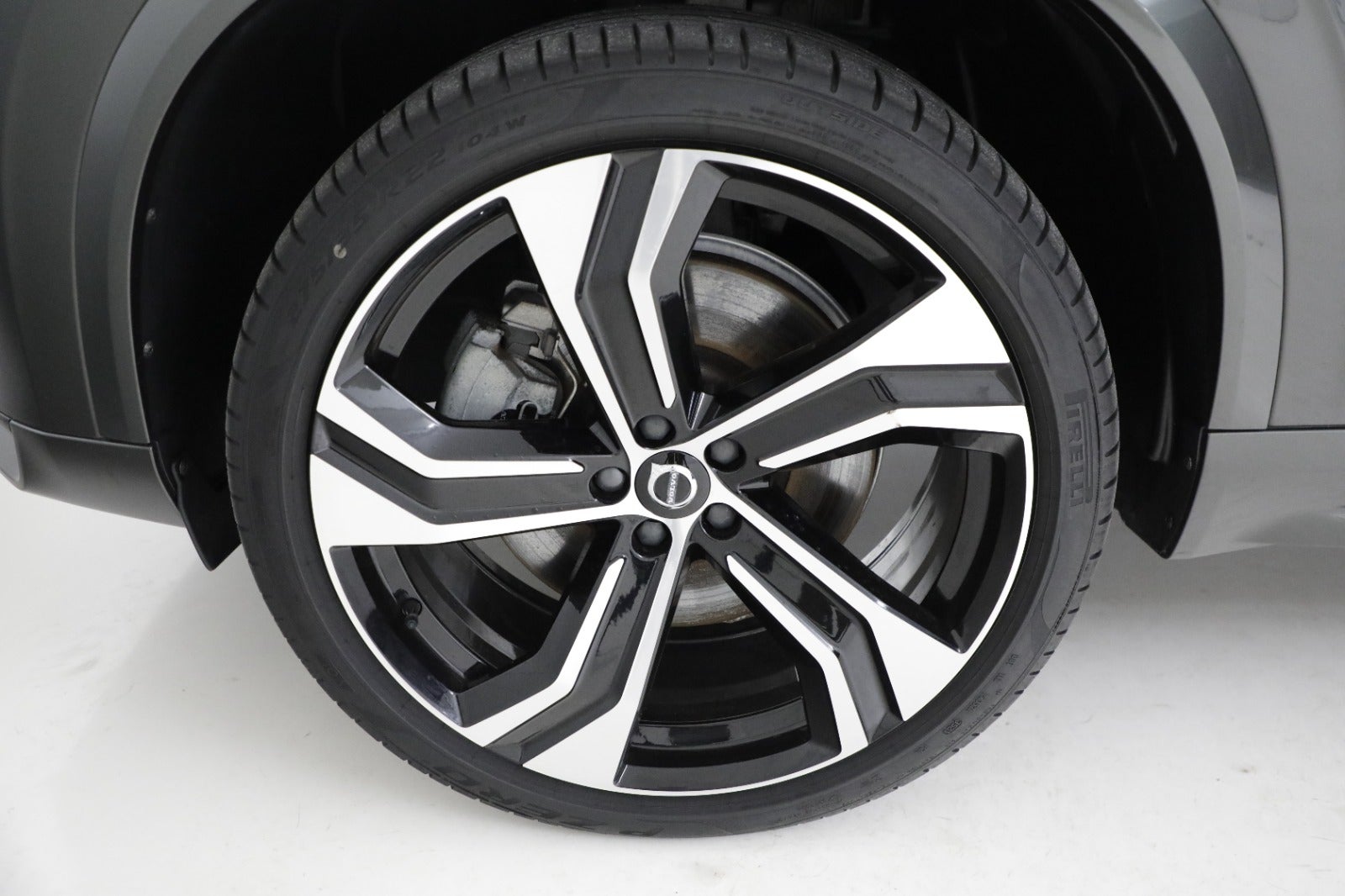Volvo XC90 2,0 T8 ReCharge R-Design aut. AWD 7prs