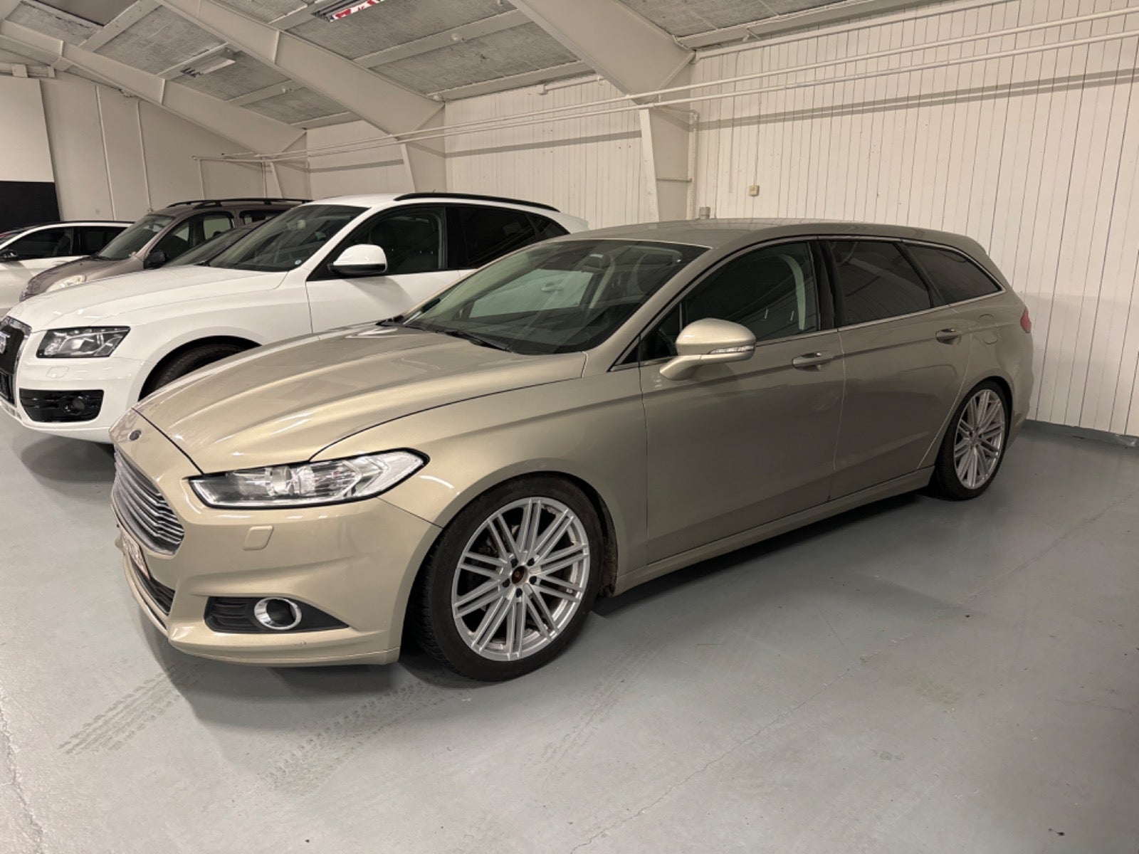 Ford Mondeo 2015