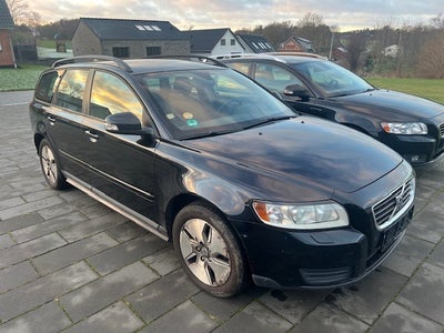 Volvo V50 1,6 D DRIVe Diesel modelår 2010 km 302000 Sort nysynet ABS airbag startspærre servostyring