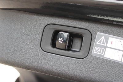 Mercedes C300 e AMG Line stc. aut.