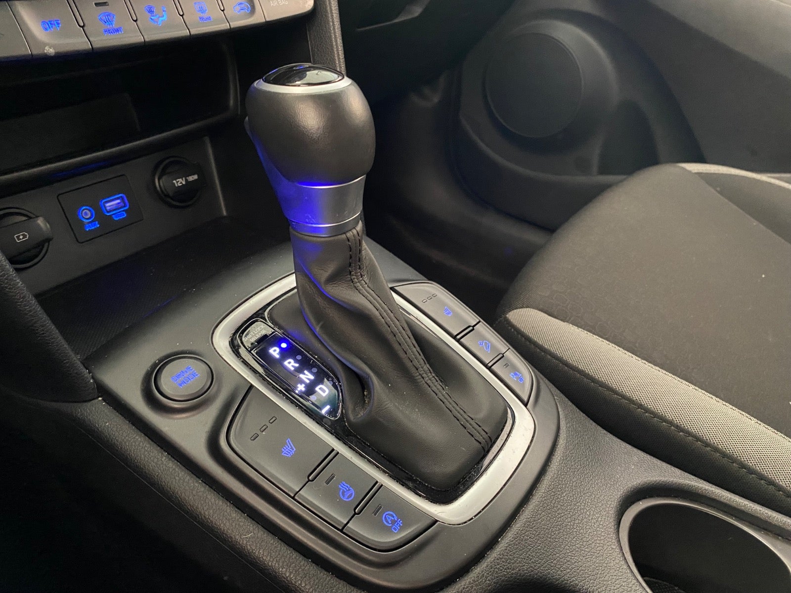 Hyundai Kona T-GDi Trend DCT – 12
