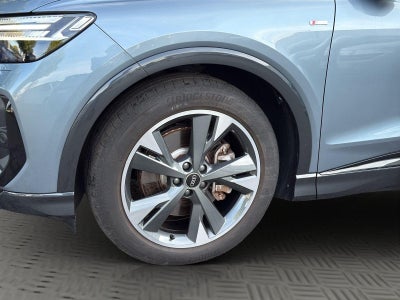Audi Q4 e-tron Attitude Sportback quattro