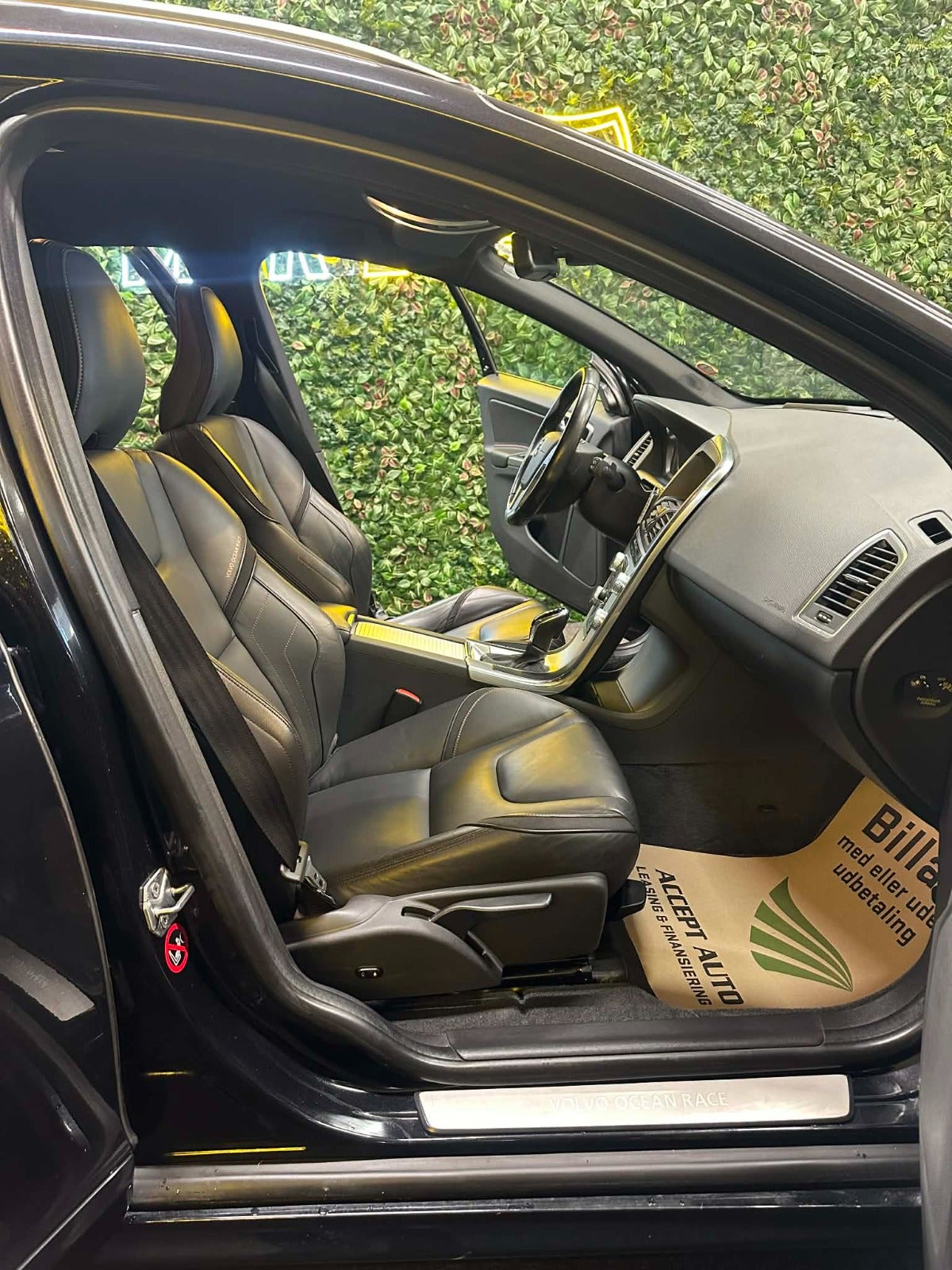 Billede af Volvo XC60 2,0 D4 181 Ocean Race aut.