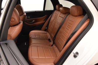 Mercedes E300 de AMG Line stc. aut. 4Matic