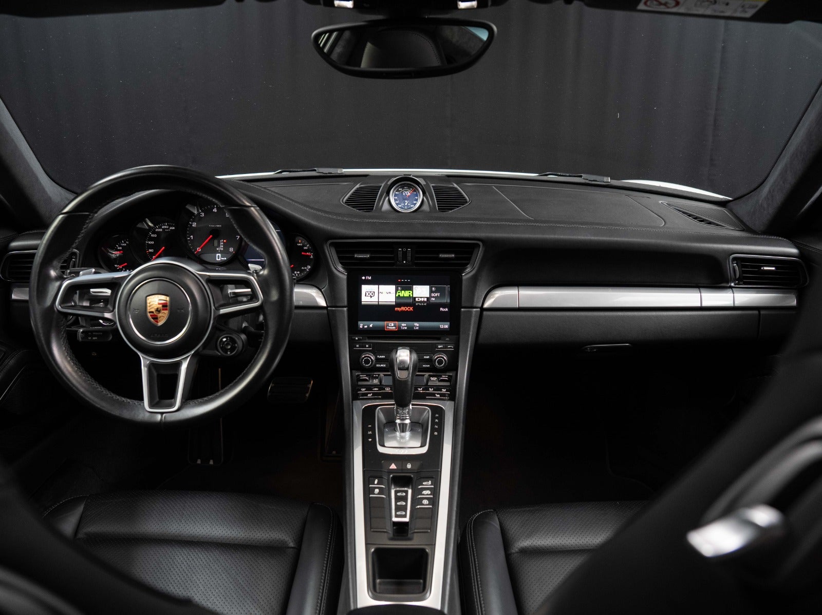 Gallery image 14 of 19