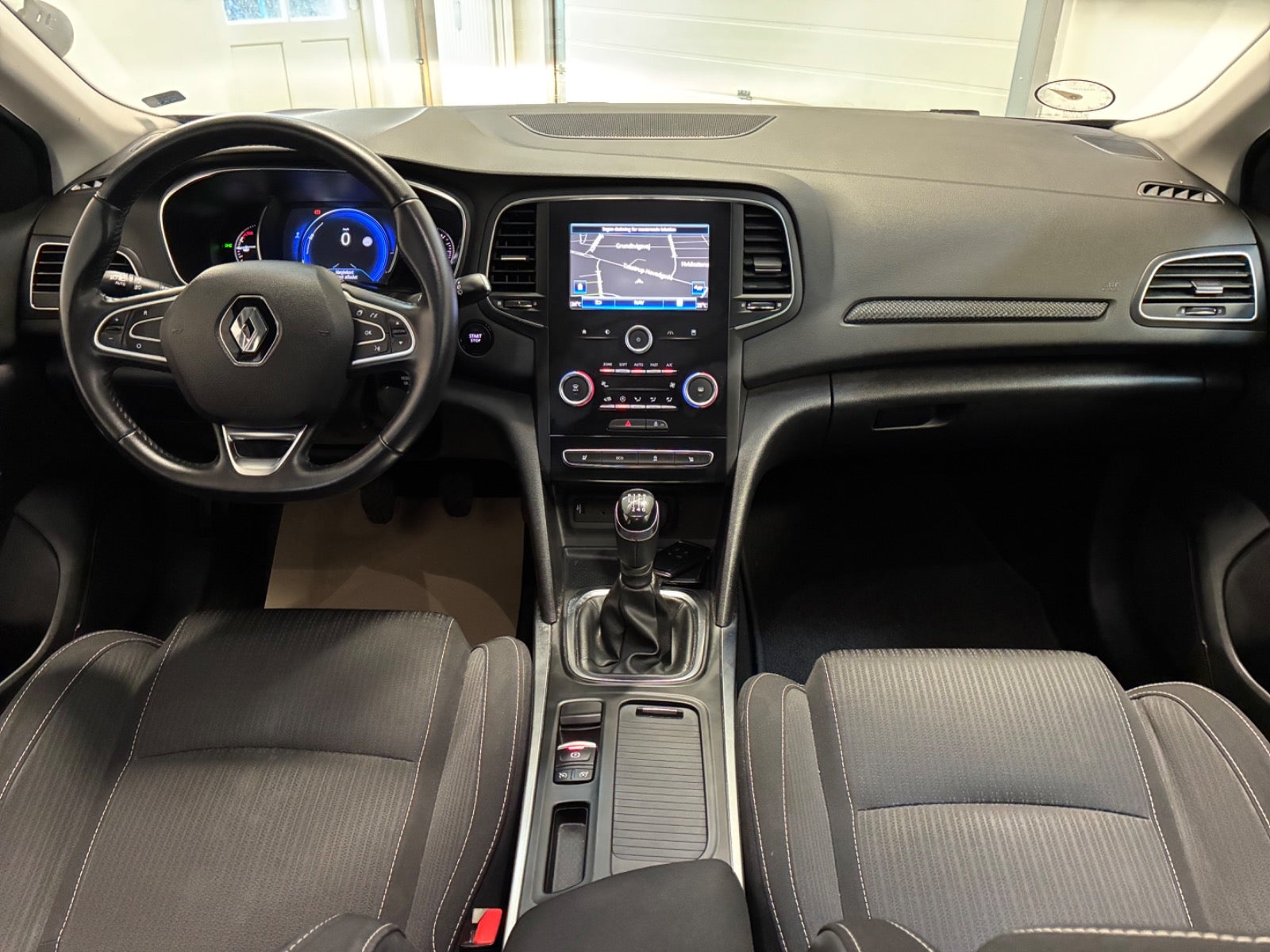 Billede af Renault Megane IV 1,2 TCe 130 Zen Sport Tourer