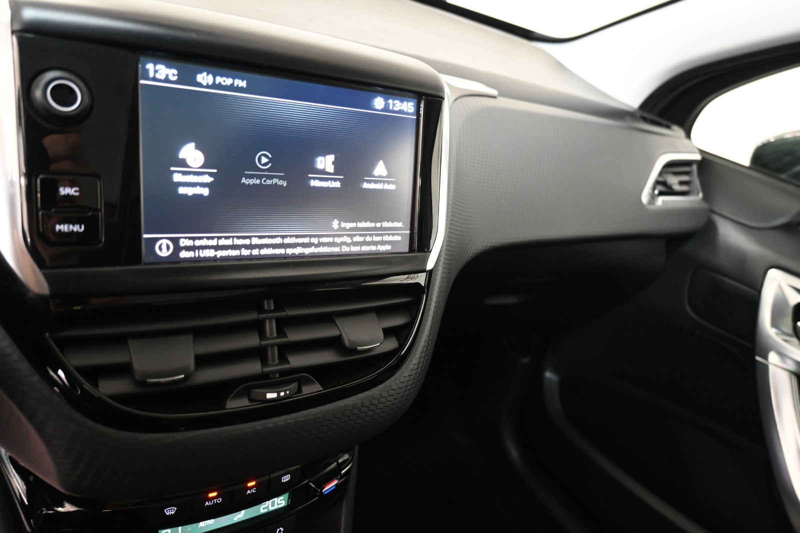 Peugeot 2008 PureTech 82 Selection Sky