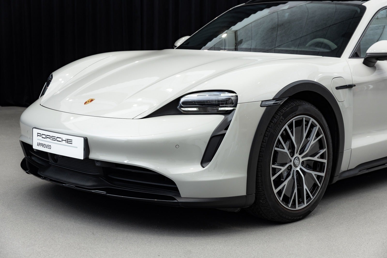 Gallery image 2 of 24