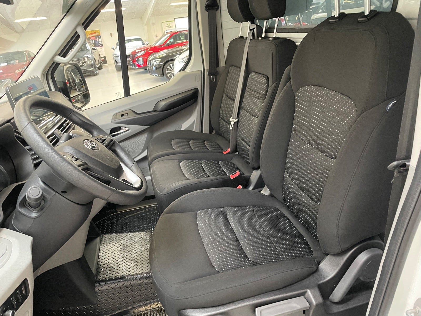 Billede af Maxus e-Deliver 9 88 L3H3 Kassevogn