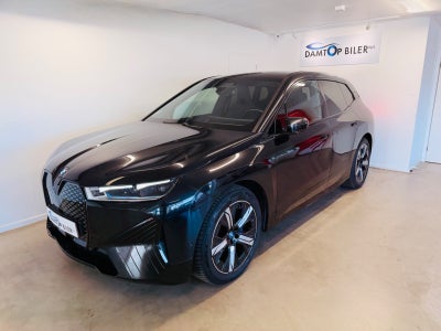 BMW iX  xDrive40 Fully Charged Sport 5d