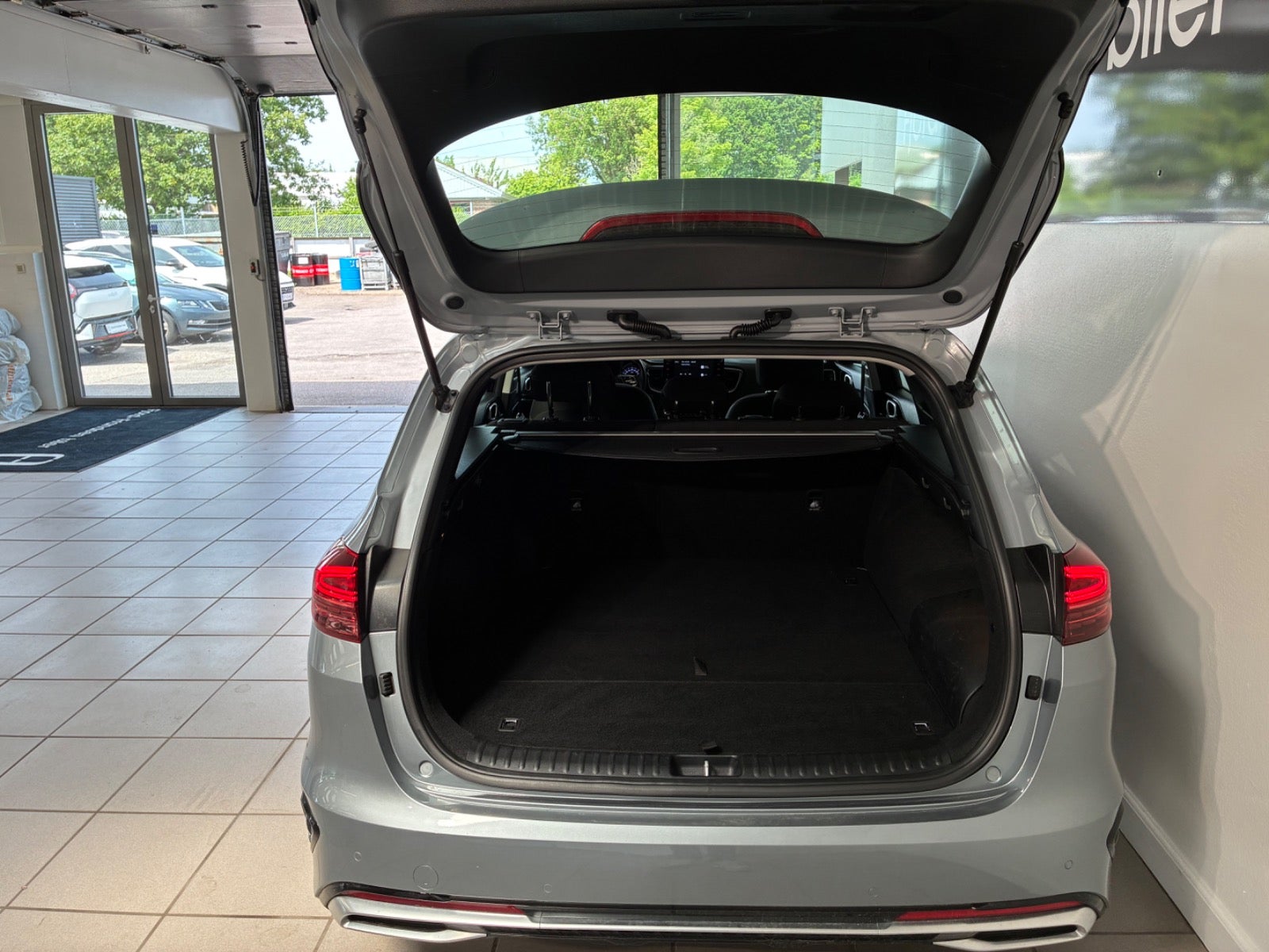 Kia Ceed PHEV Prestige SW DCT