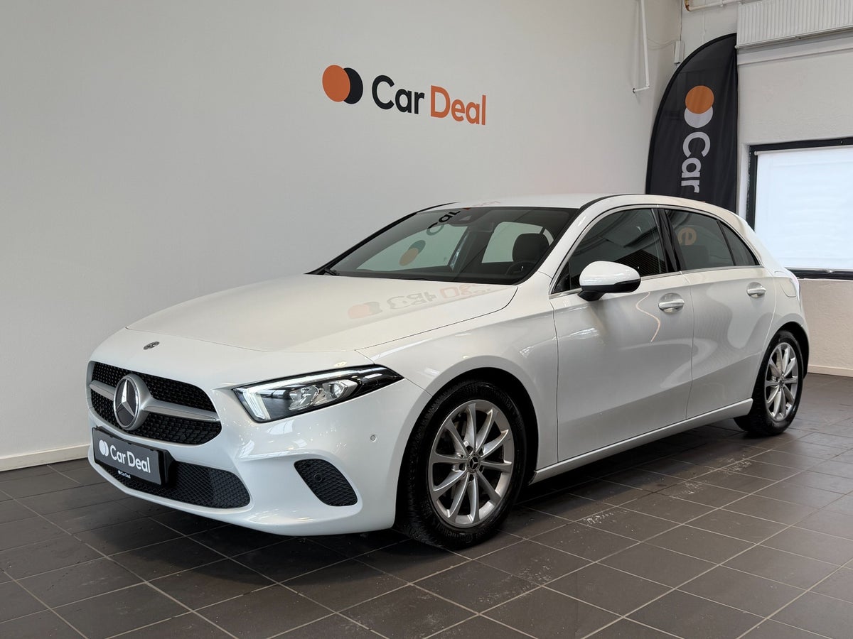 Mercedes A180 d billede