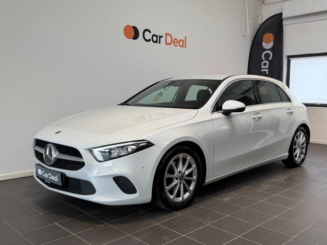 Mercedes A180 d billede