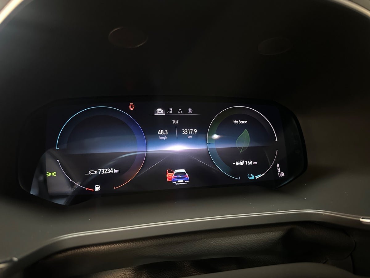 Renault Captur E-Tech Intens