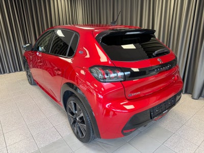 Peugeot e-208 GT