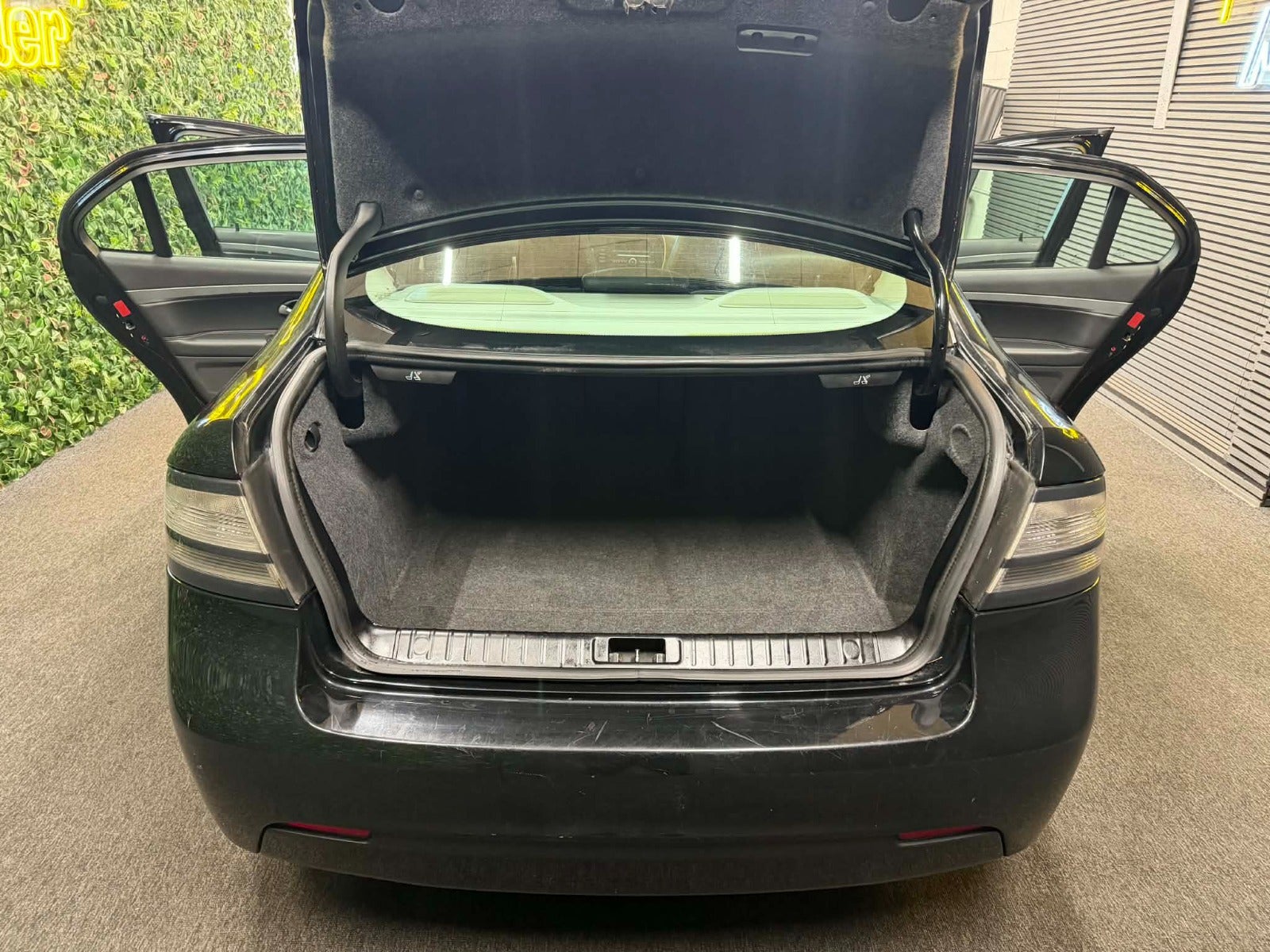 Billede af Saab 9-3 1,8 t Linear Sport Sedan