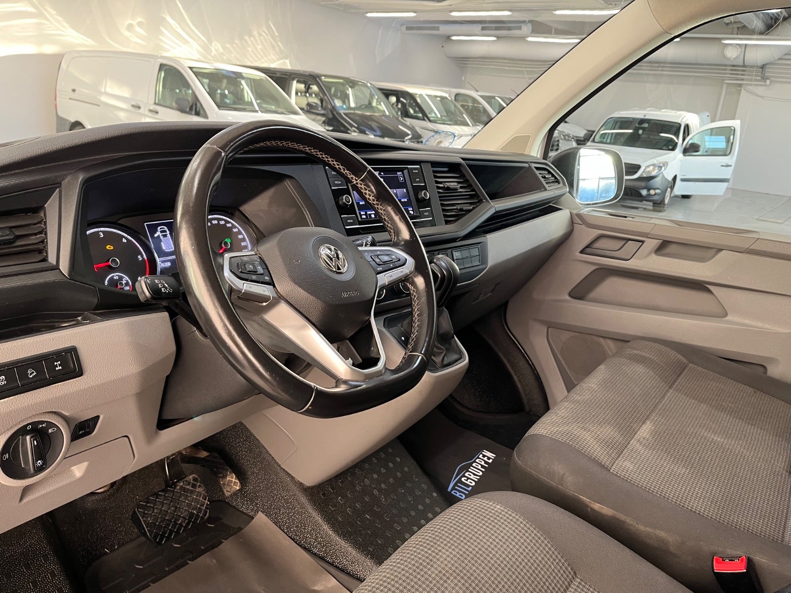 Billede af VW Transporter 2,0 TDi 150 Kassevogn DSG 4Motion kort