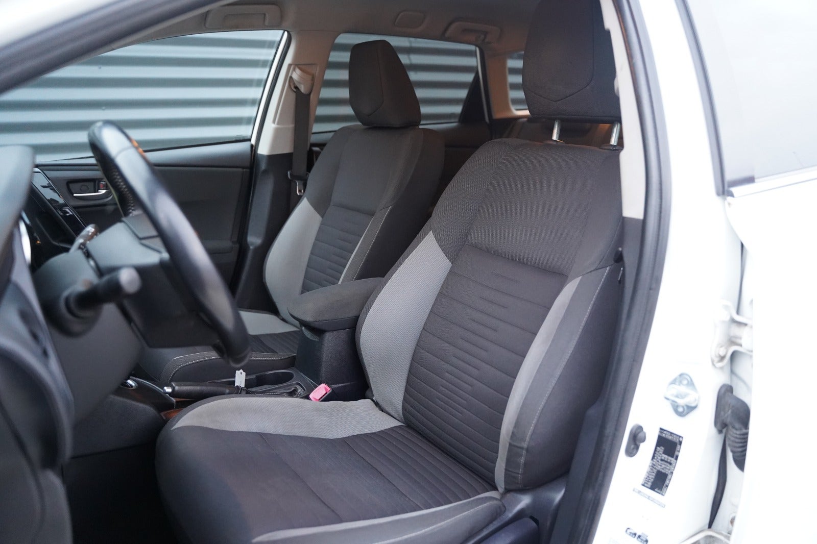 Billede af Toyota Auris 1,8 Hybrid H2 Comfort Touring Sports CVT
