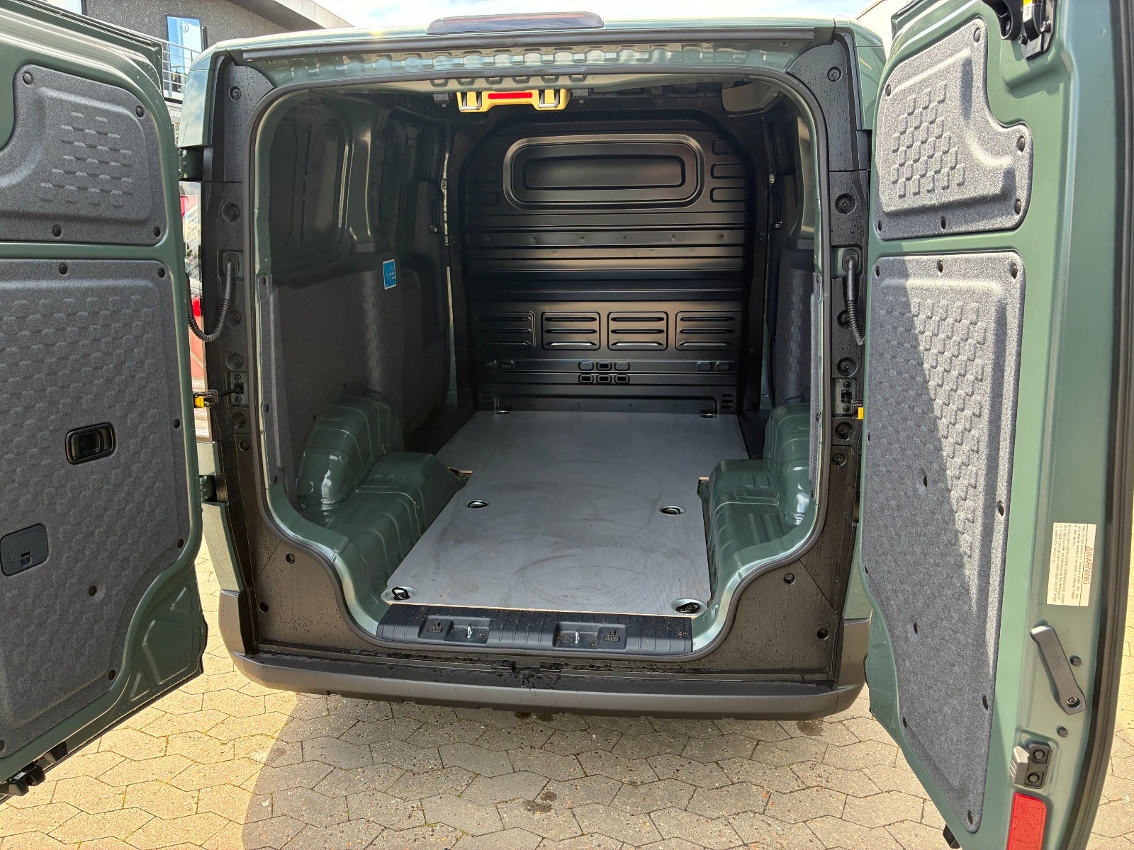 Kia PV5 Cargo L2H1 Long Range Work