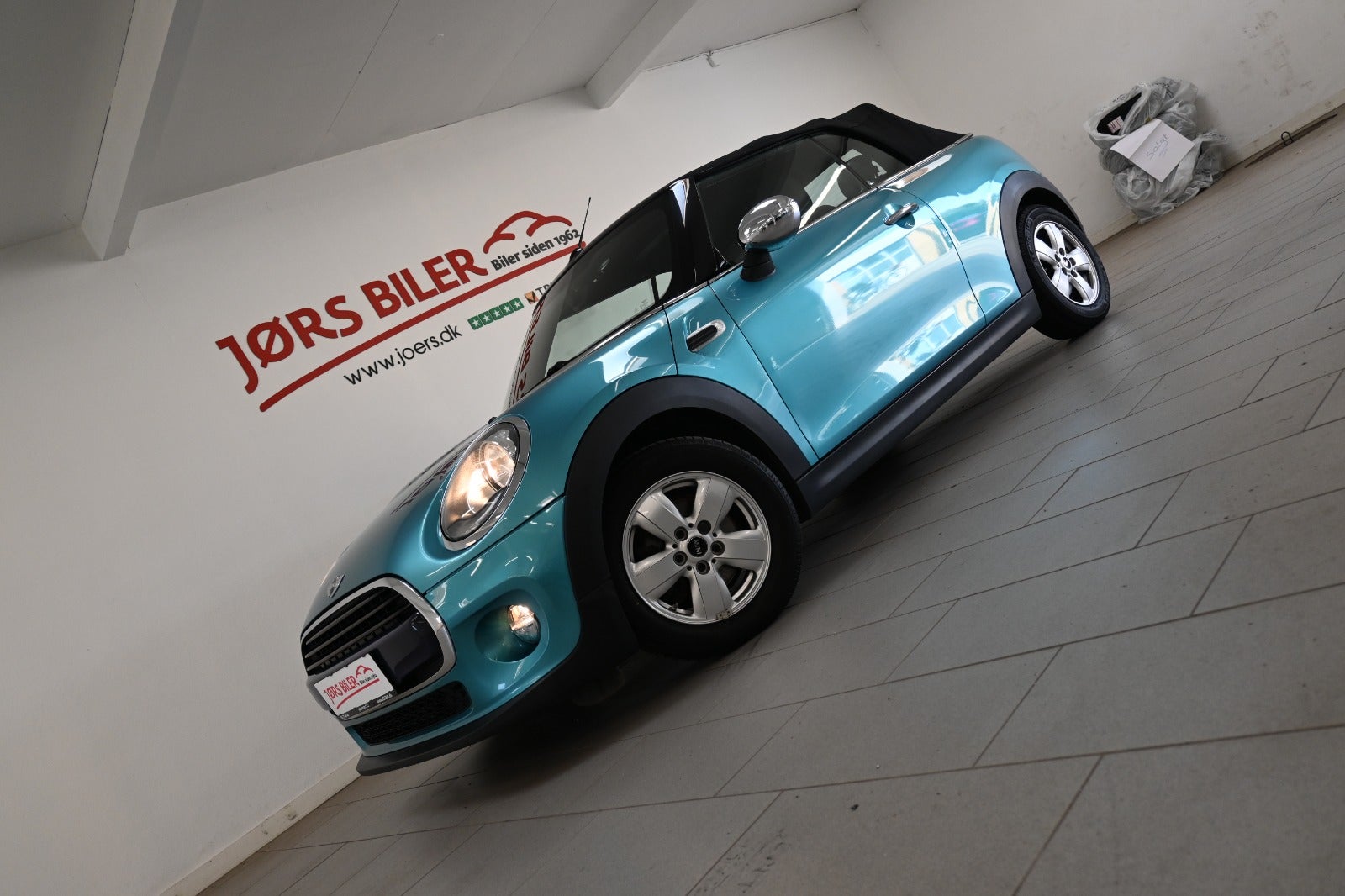 MINI Cooper Cabriolet