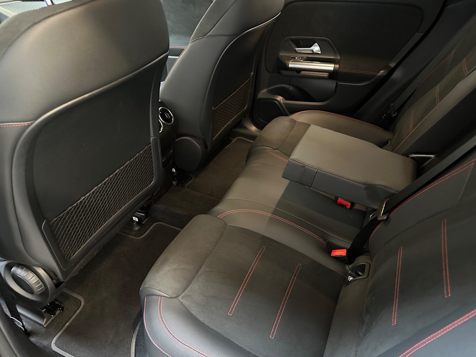 Billede af Mercedes EQA350  AMG Line 4Matic