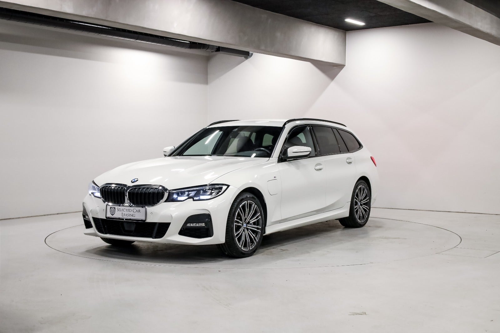 BMW 330e 2,0 Touring M-Sport xDrive aut.