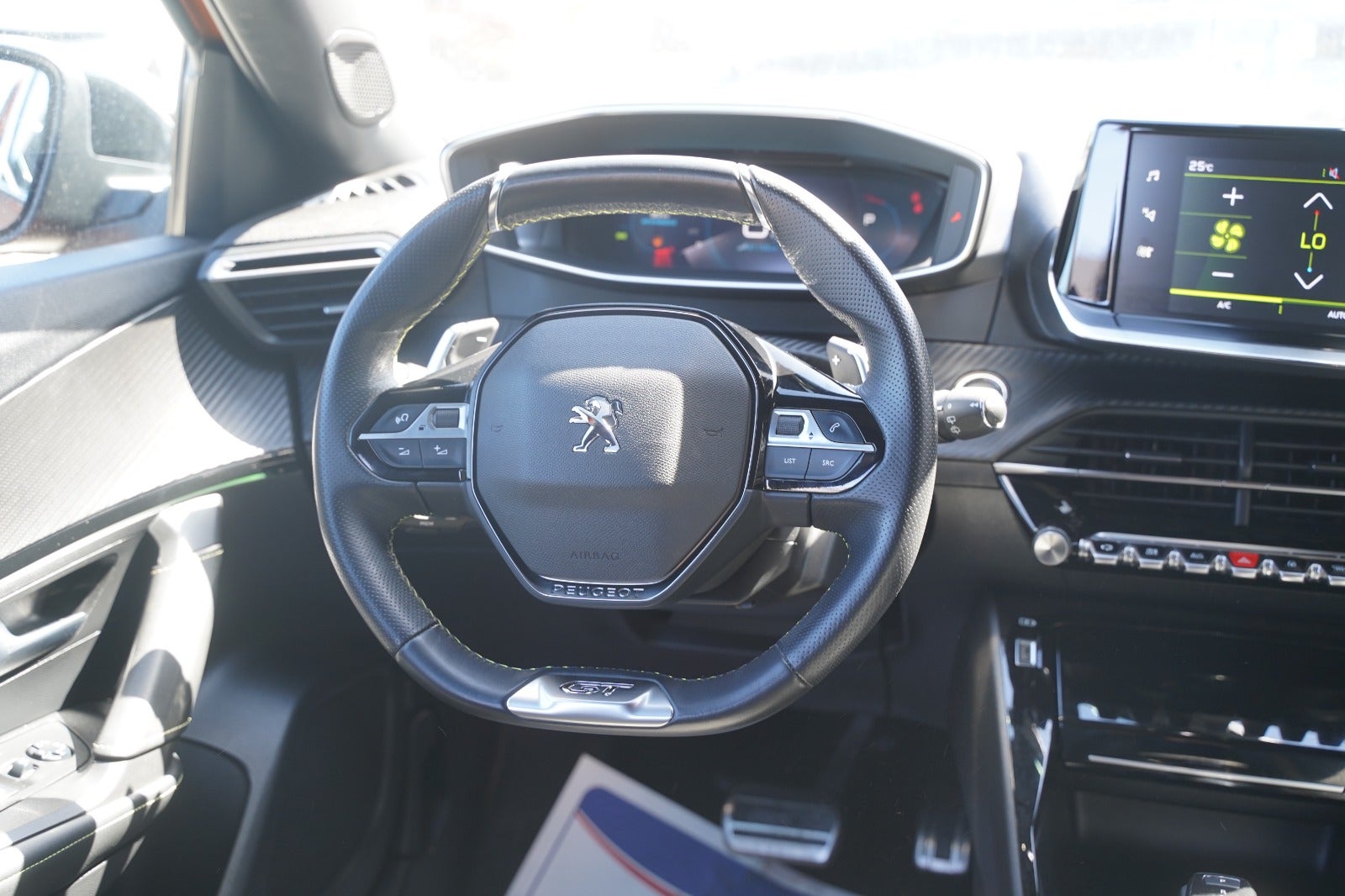 Billede af Peugeot 2008 1,5 BlueHDi 130 GT Line EAT8