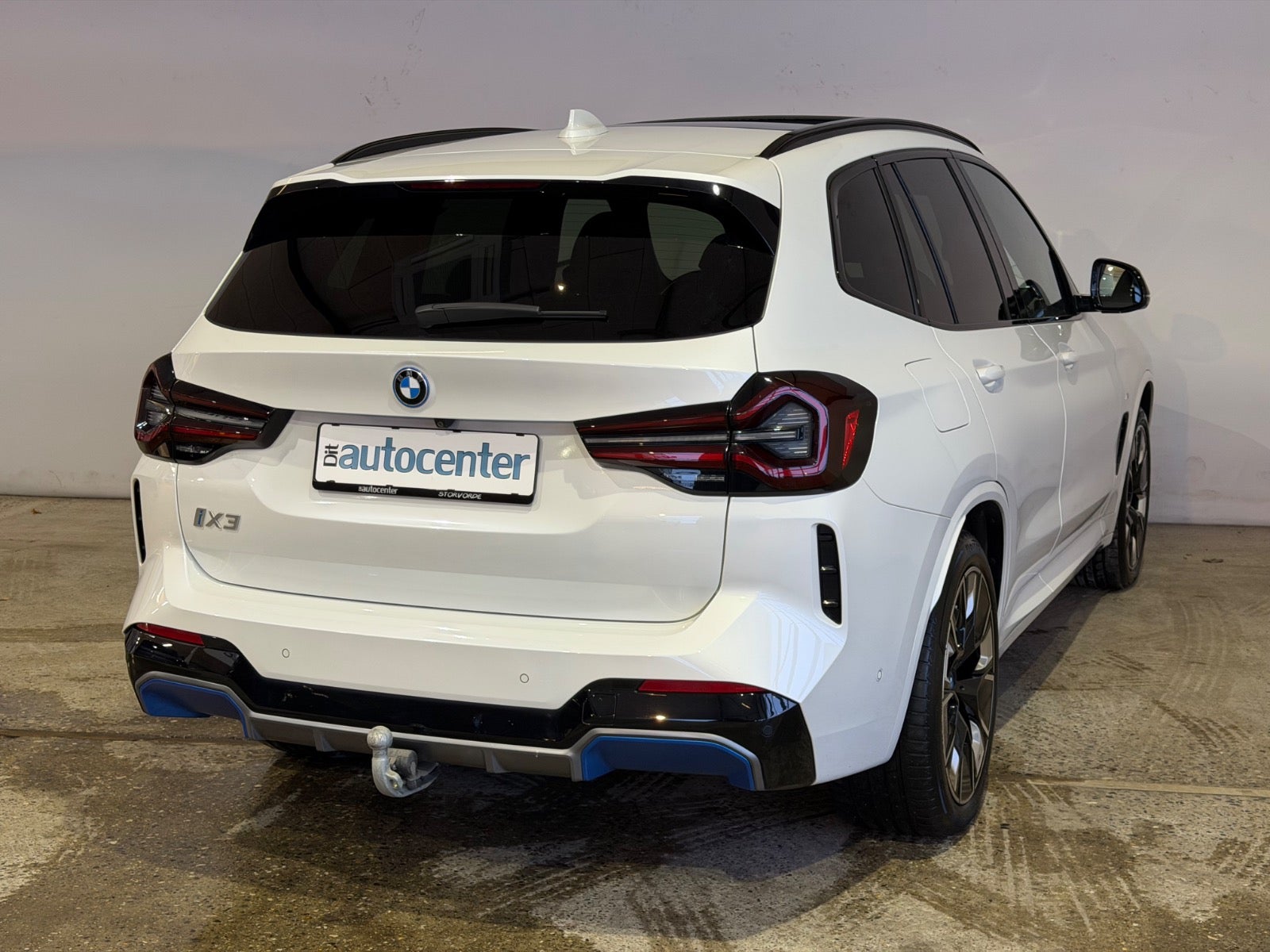 BMW iX3 Charged Plus M-Sport