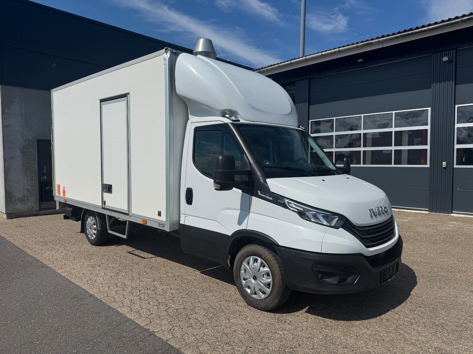 Billede af Iveco Daily 3,0 35S18 4100mm Lad AG8