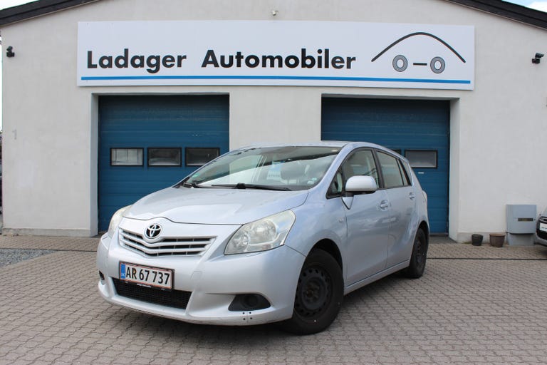 Toyota Verso D-4D T1