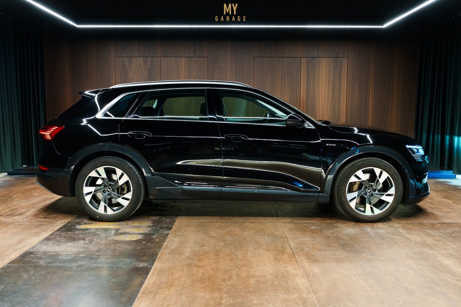 Audi e-tron - Advanced quattro