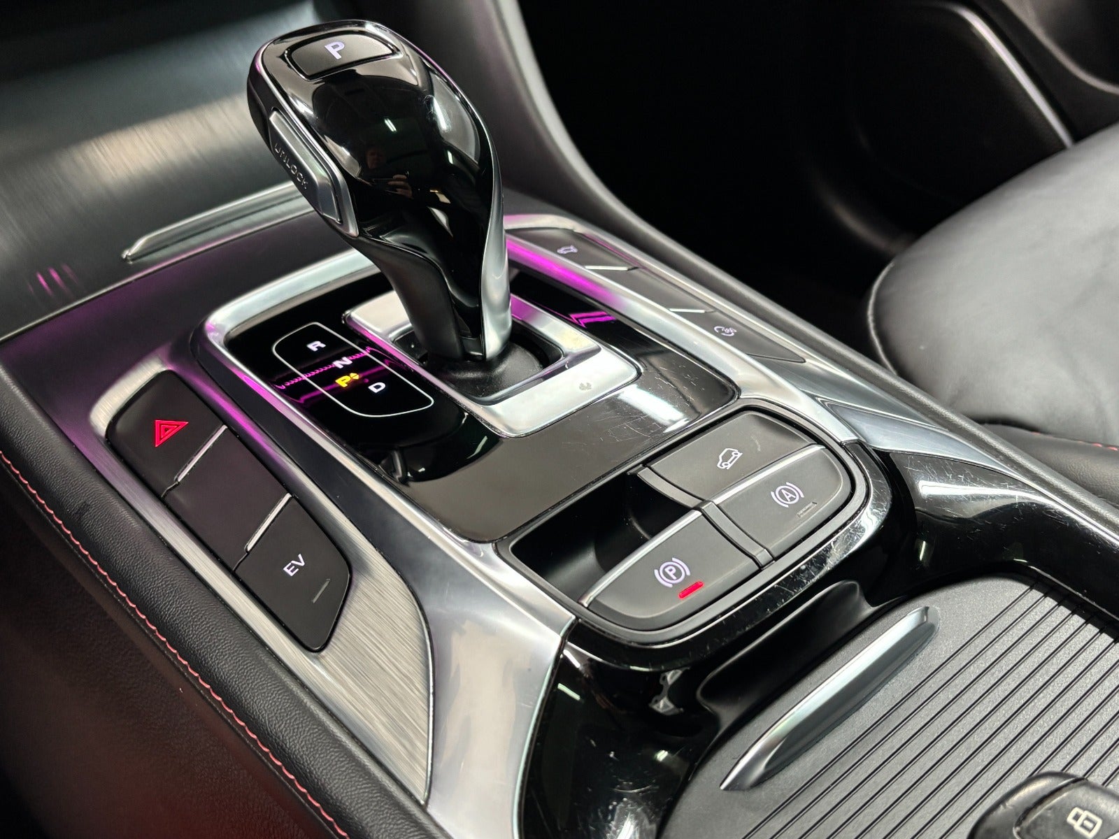 Billede af MG EHS 1,5 PHEV Luxury