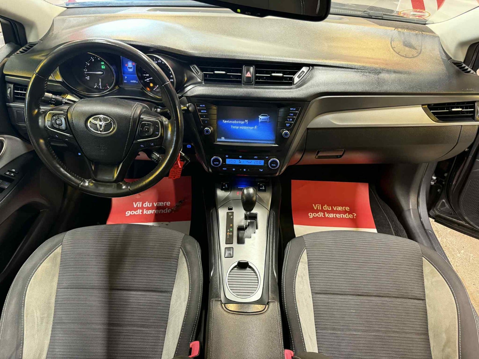 Billede af Toyota Avensis 1,8 VVT-i T2 Touring Sports MDS