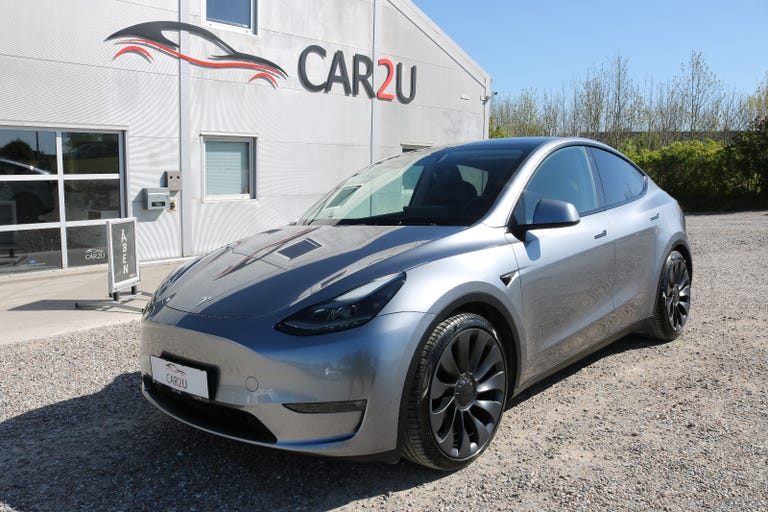 Tesla Model Y Performance AWD
