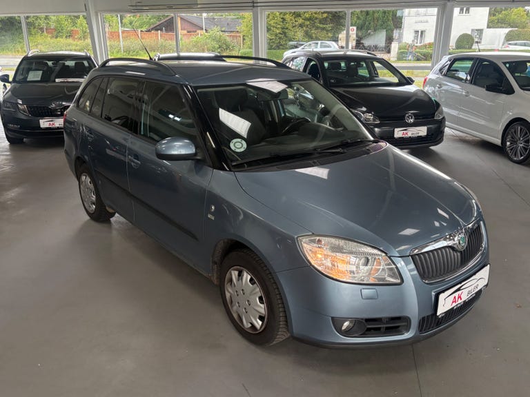 Skoda Fabia 16V Sport Combi