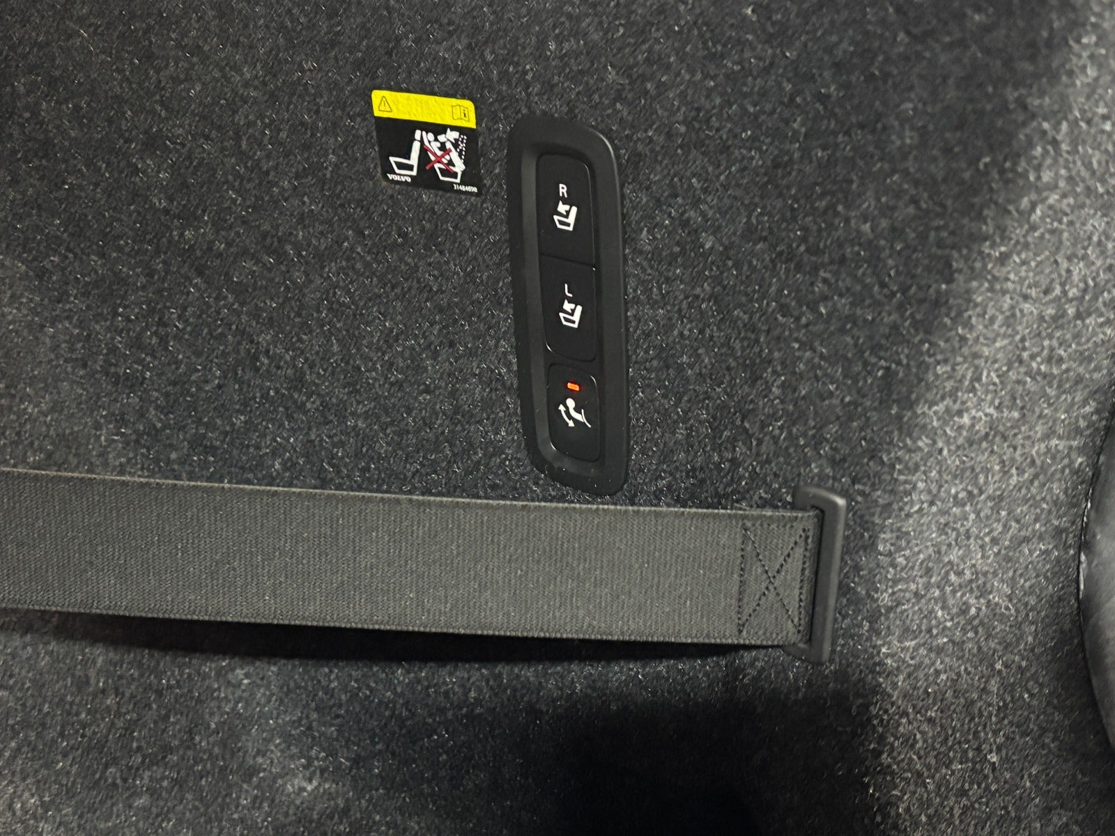 Billede af Volvo XC40 2,0 T4 190 Momentum aut.