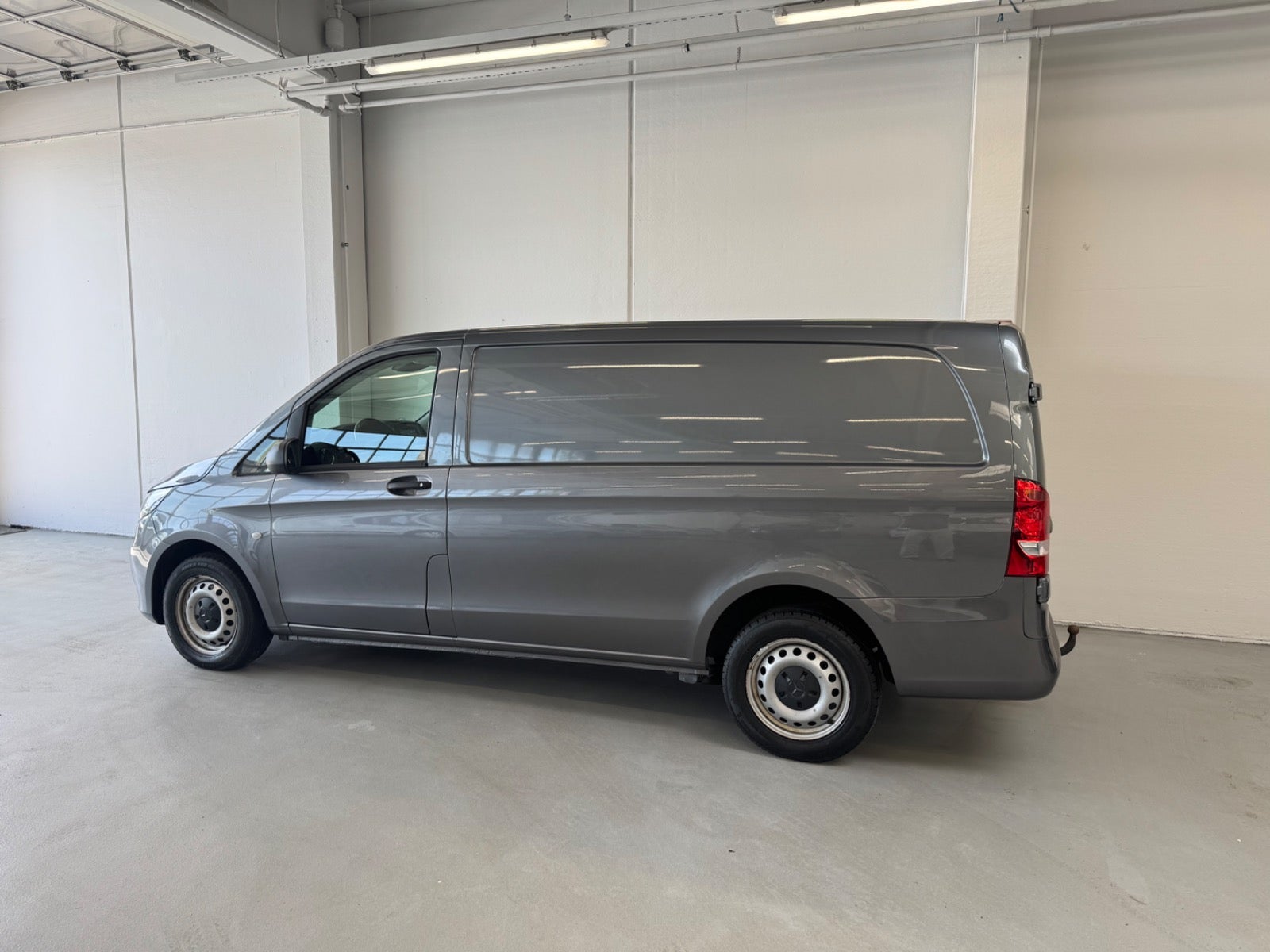 Billede af Mercedes Vito 114 2,0 CDi Kassevogn aut. L RWD
